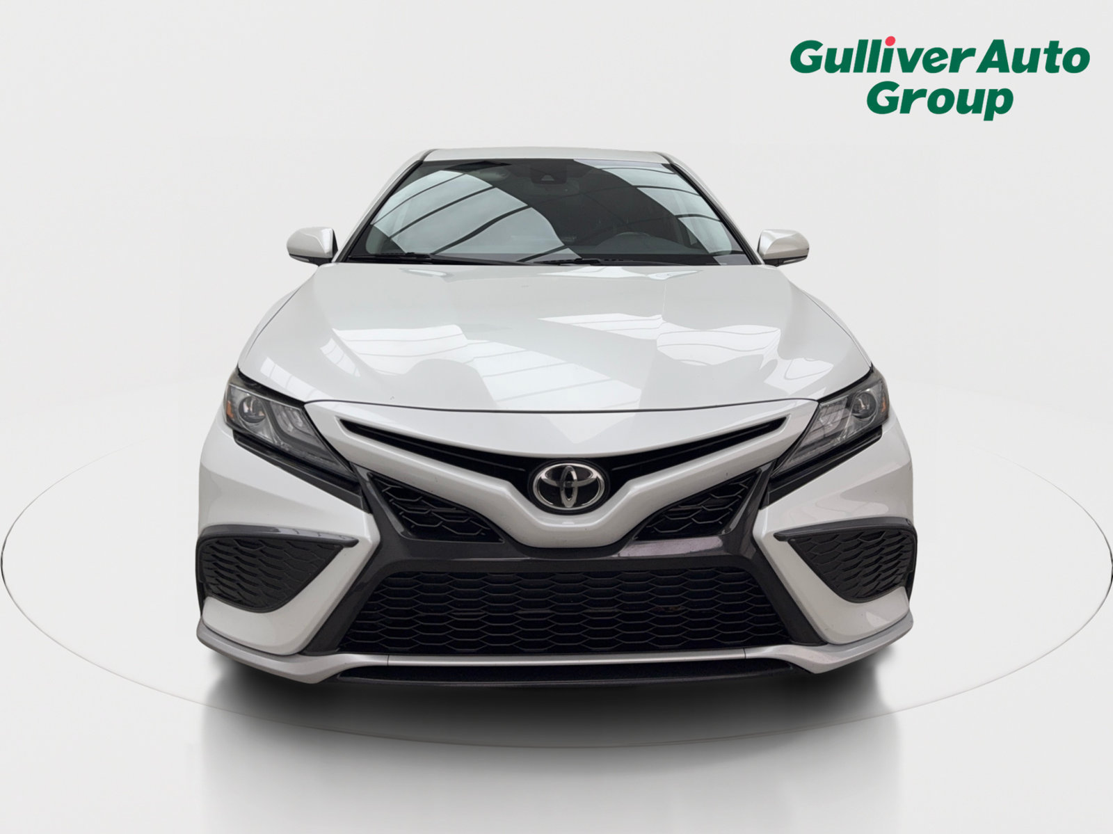 Used 2021 Toyota Camry XSE FWD image 14