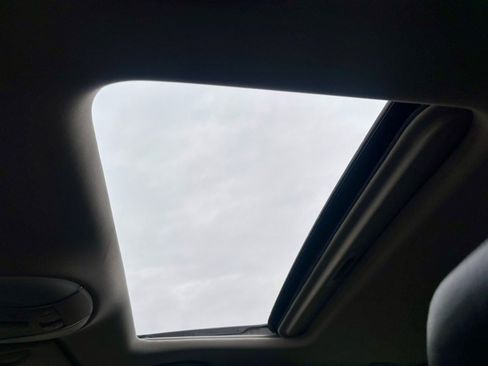 Used 2013 INFINITI M37 x w/ Premium Pkg image 27