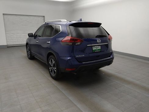 Used 2019 Nissan Rogue SV w/ Premium Package image 5