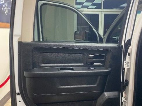 Used 2017 RAM 1500 Tradesman image 17