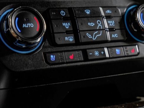 Used 2020 Ford F250 Lariat w/ Lariat Ultimate Package AWD/4WD image 25