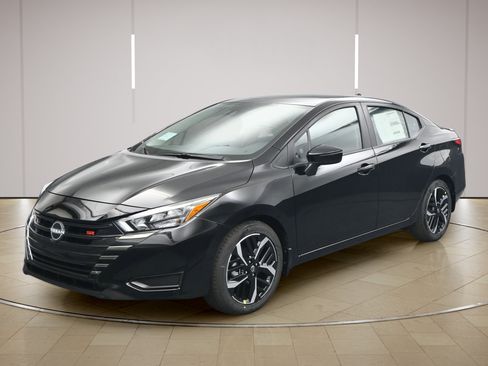 Certified 2025 Nissan Versa SR w/ Trunk Package FWD image 3