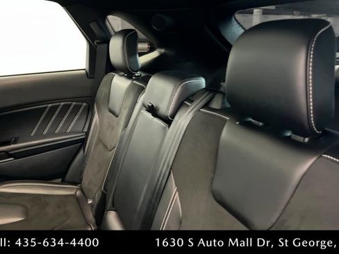 Used 2019 Ford Edge ST image 20