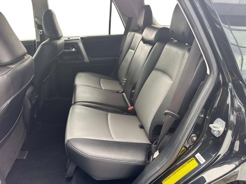 Used 2022 Toyota 4Runner SR5 Premium w/ Moonroof Package image 14