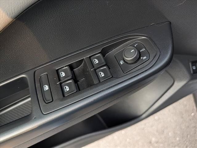 Certified 2023 Volkswagen Taos SE w/ Panoramic Sunroof Package FWD image 28