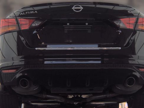 Used 2023 Nissan Altima 2.5 SL FWD image 5