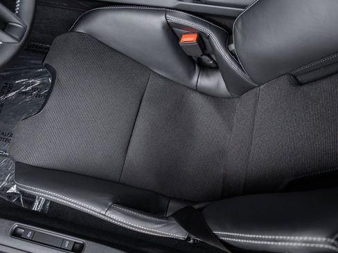 Certified 2026 Porsche 911 GT3 image 33