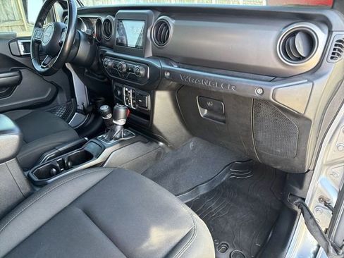 Used 2020 Jeep Wrangler Unlimited Sport S AWD/4WD image 29