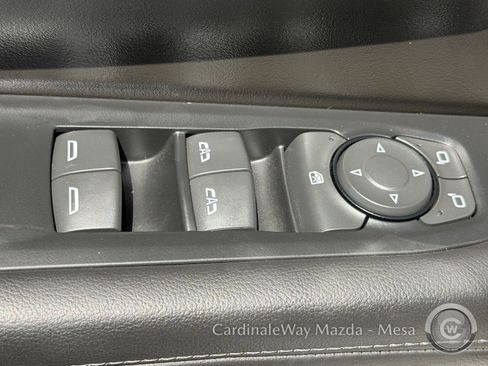 Used 2025 Chevrolet Tahoe LT AWD/4WD image 18