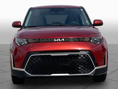 Used 2024 Kia Soul LX w/ Option Group 015 FWD image 4