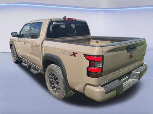 Used 2024 Nissan Frontier Pro-X w/ Technology Package image 10