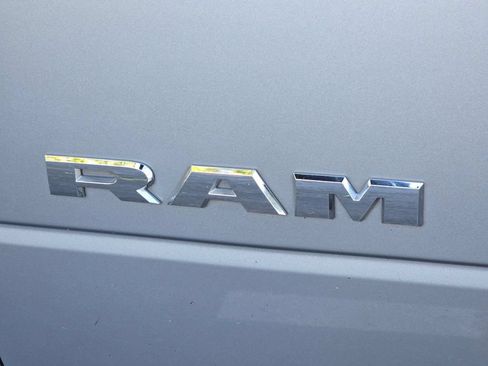 Used 2022 RAM 2500 Laramie AWD/4WD image 14