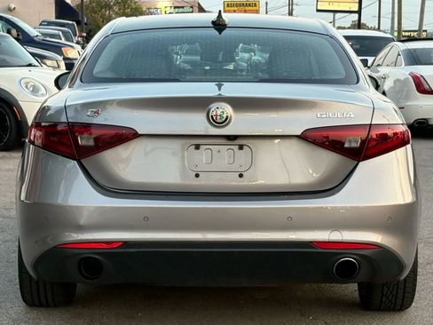 Used 2018 Alfa Romeo Giulia Ti image 4