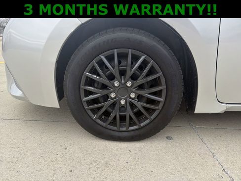 Used 2016 Toyota Corolla LE image 32