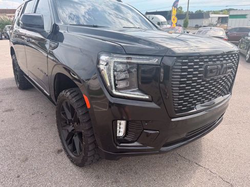 Used 2021 GMC Yukon Denali w/ Denali Ultimate Package AWD/4WD image 12