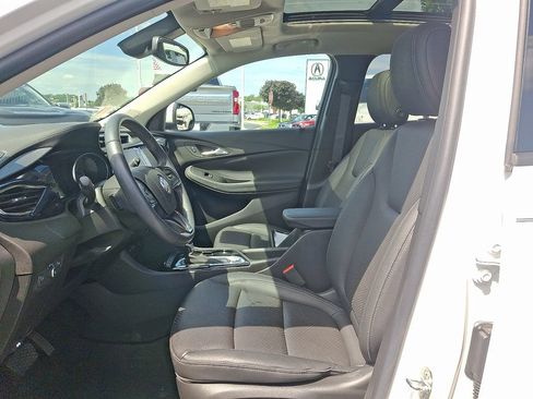 Certified 2022 Buick Encore GX Essence w/ Experience Buick Package AWD/4WD image 14