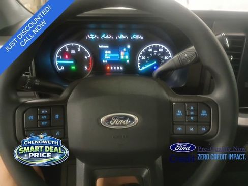 New 2026 Ford F250 XL w/ XL Chrome Package image 8