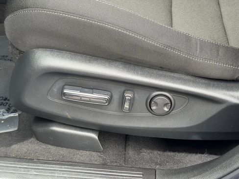 Used 2023 Honda CR-V EX image 14