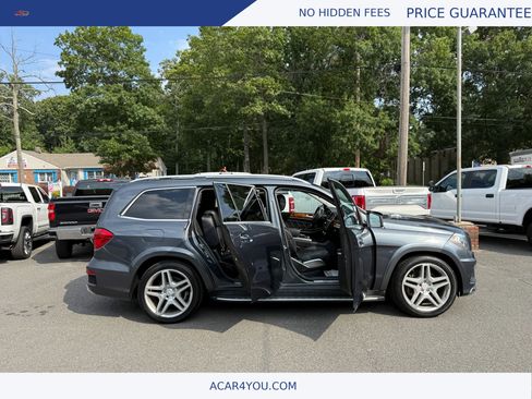 Used 2015 Mercedes-Benz GL 550 4MATIC image 9