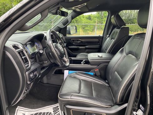 Used 2021 RAM 1500 Limited w/ Body Color Bumper Group image 27