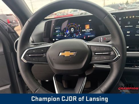 Used 2025 Chevrolet Equinox LT image 24