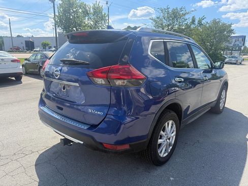 Used 2017 Nissan Rogue SV AWD/4WD image 6