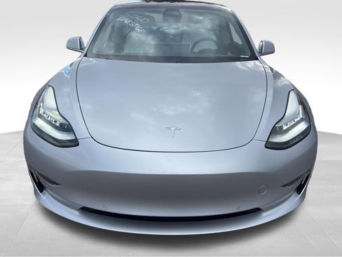 Used 2018 Tesla Model 3 Performance image 2