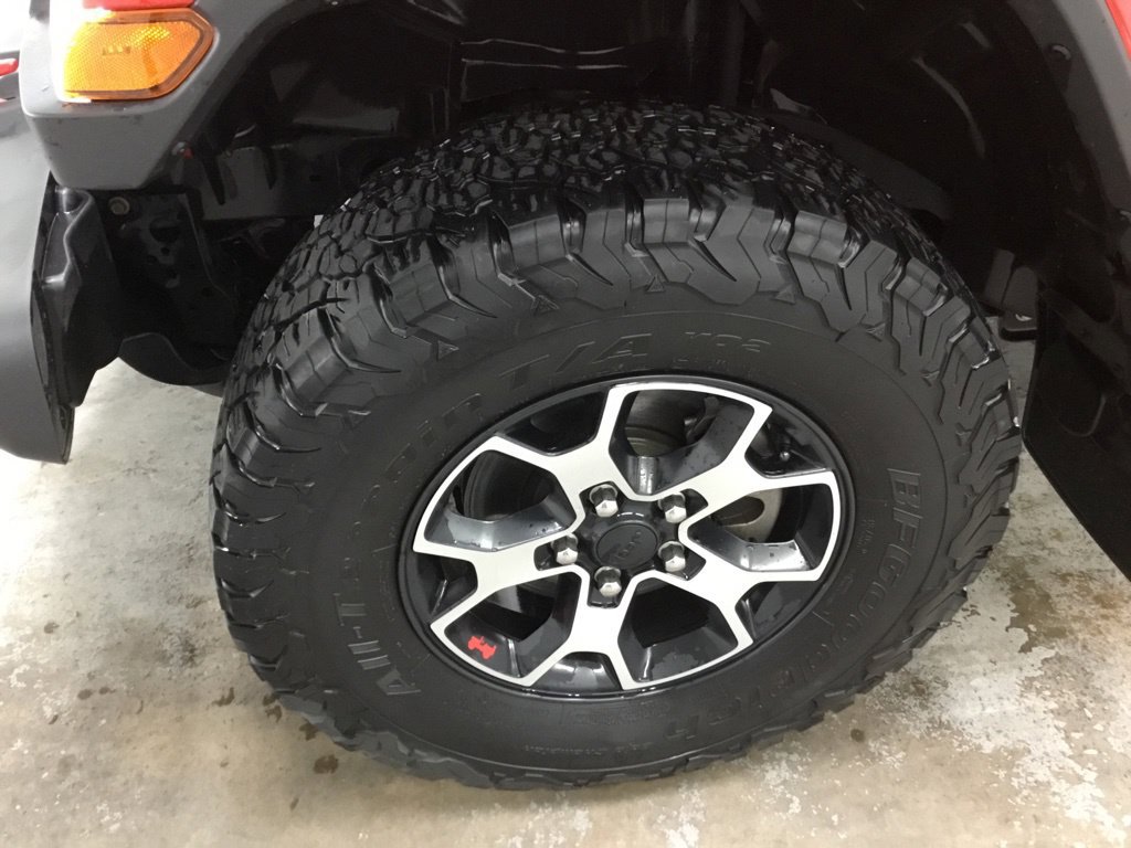 Used 2021 Jeep Wrangler Unlimited Rubicon w/ Cold Weather Group AWD/4WD image 4
