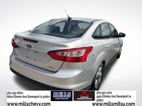 Used 2014 Ford Focus SE FWD image 3