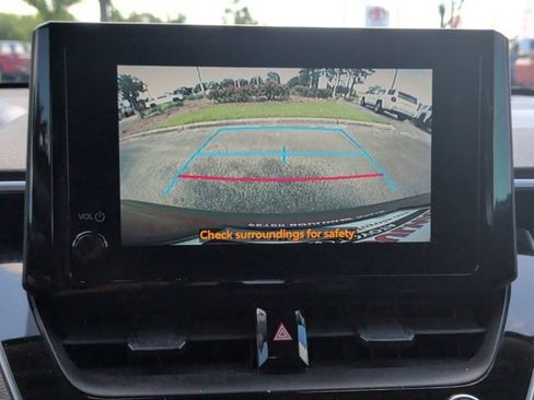 Used 2023 Toyota Corolla Cross LE FWD image 25