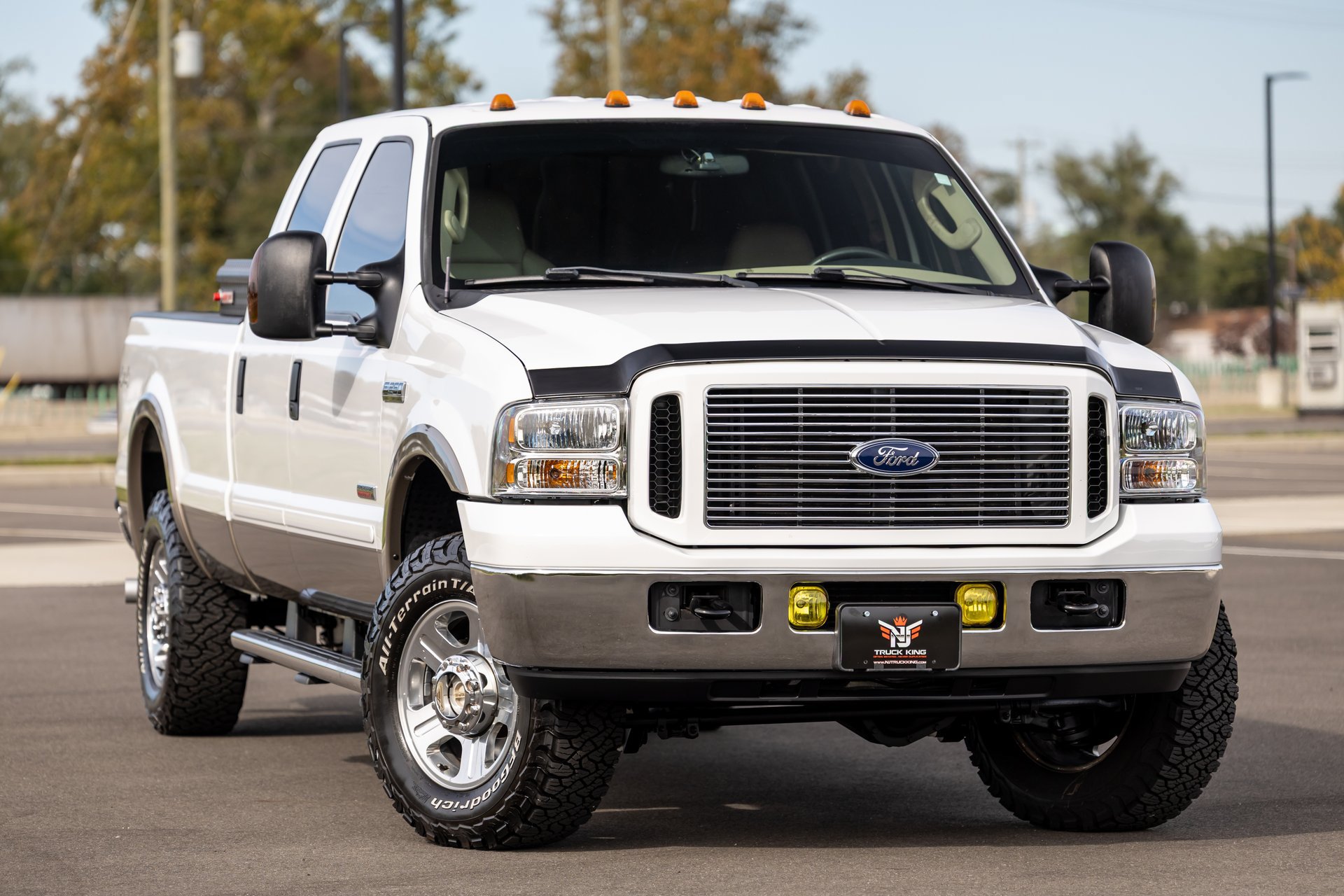 Used 2005 Ford F250 XL AWD/4WD image 1