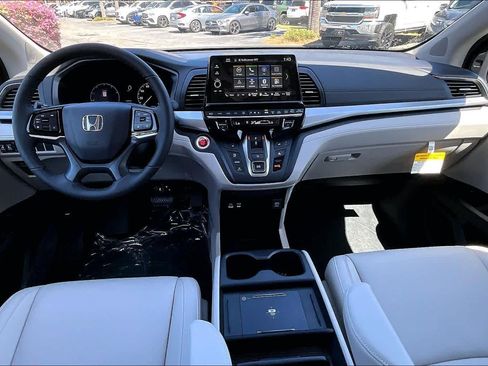 New 2026 Honda Odyssey EX-L image 5