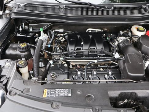 Used 2018 Ford Explorer Limited AWD/4WD image 40