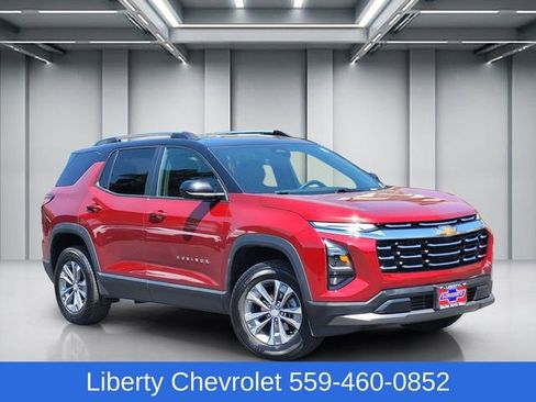 Used 2025 Chevrolet Equinox LT w/ Convenience Package II FWD image 1