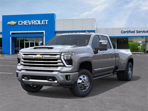 New 2026 Chevrolet Silverado 3500 High Country w/ High Country Premium Package image 6