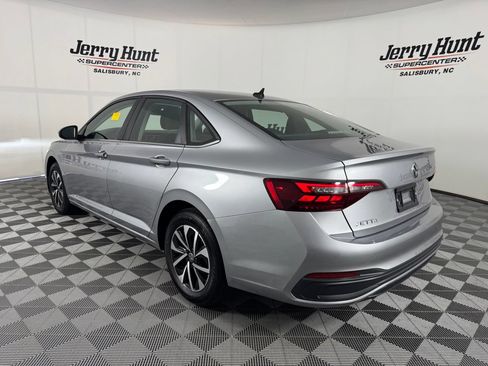 Used 2024 Volkswagen Jetta S FWD image 9