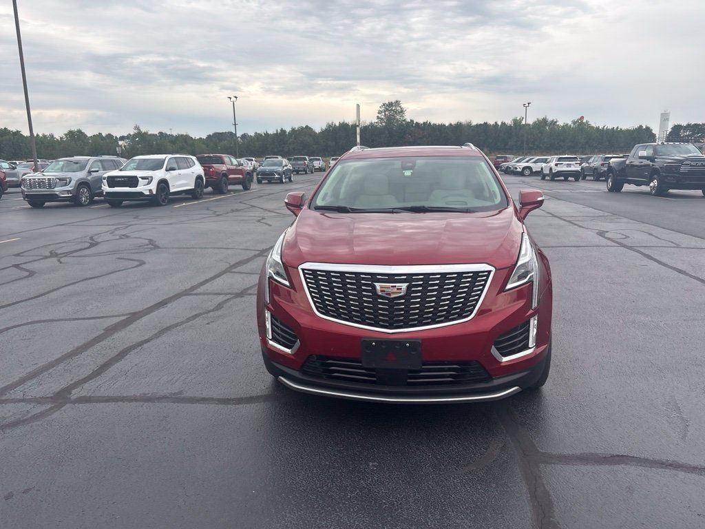 Used 2024 Cadillac XT5 Premium Luxury w/ Technology Package FWD image 7