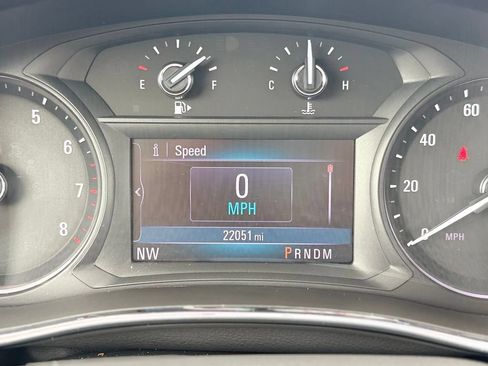 Used 2020 Buick Encore Preferred w/ Safety Package FWD image 28