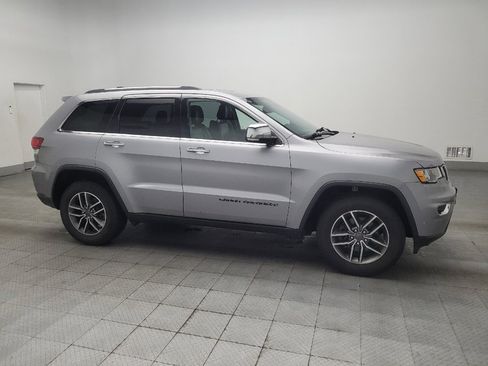 Used 2020 Jeep Grand Cherokee Limited w/ Luxury Group II RWD image 11