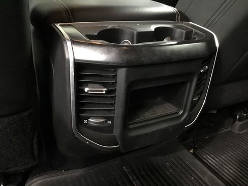 Used 2021 RAM 2500 Big Horn w/ Night Edition image 32