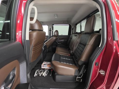 Used 2017 Nissan Titan Platinum Reserve AWD/4WD image 20