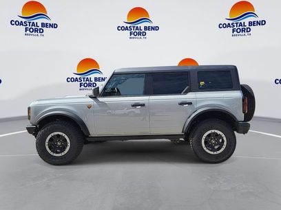 New 2026 Ford Bronco Badlands w/ Sasquatch Package