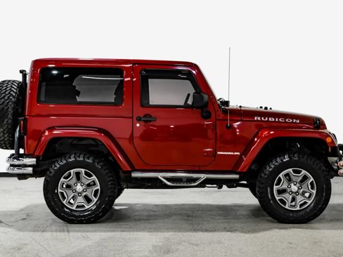 Used 2013 Jeep Wrangler Rubicon w/ Dual Top Group AWD/4WD image 5