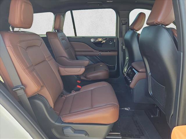 Used 2026 Lincoln Aviator Reserve w/ Illumination Package RWD image 28