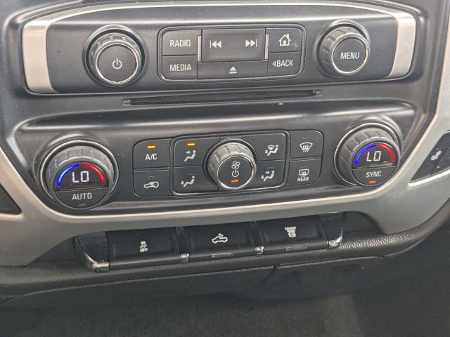 Used 2015 GMC Sierra 2500 SLE w/ SLE Preferred Package AWD/4WD image 22