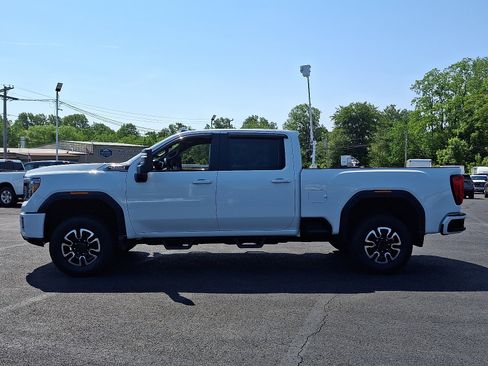 Used 2020 GMC Sierra 2500 AT4 w/ AT4 Preferred Package image 6