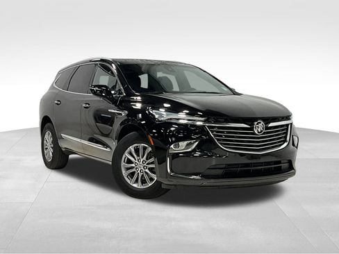 Used 2023 Buick Enclave Essence AWD/4WD image 1