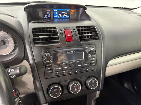 Used 2014 Subaru Forester 2.5i Limited w/ Popular Package #2 AWD/4WD image 13