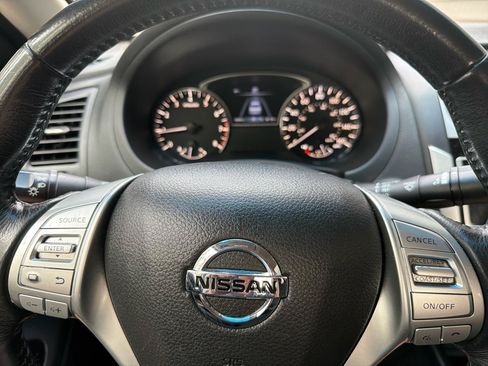 Used 2018 Nissan Altima 2.5 SV FWD image 21