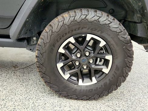 Used 2025 Jeep Wrangler Unlimited Rubicon 4xe w/ Convenience Group AWD/4WD image 9